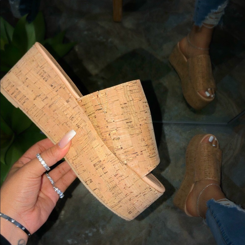 🔥New🔥Britney Cork Sandals. 😍Stylish Sandals